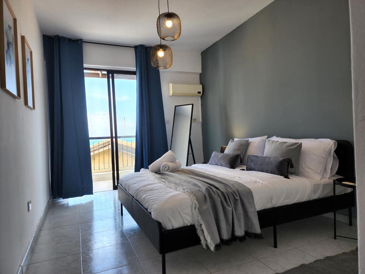 Kay'S City & Seaview One Bedroom Apartment Larnaca Luaran gambar
